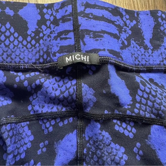Michi Carbon38 Womens Medusa Crop Leggings Blue Python Snake Print XS Mesh Pant - Picture 3 of 10